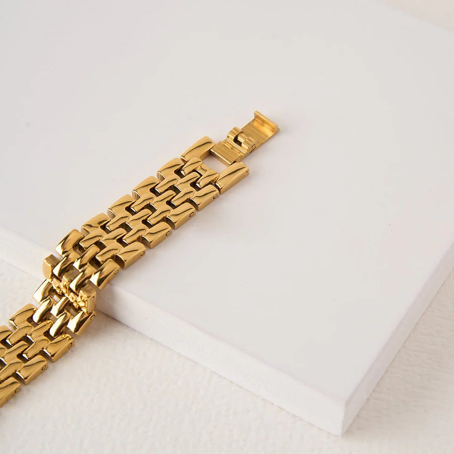 sigma Premium Om Gold Bracelet For Men
