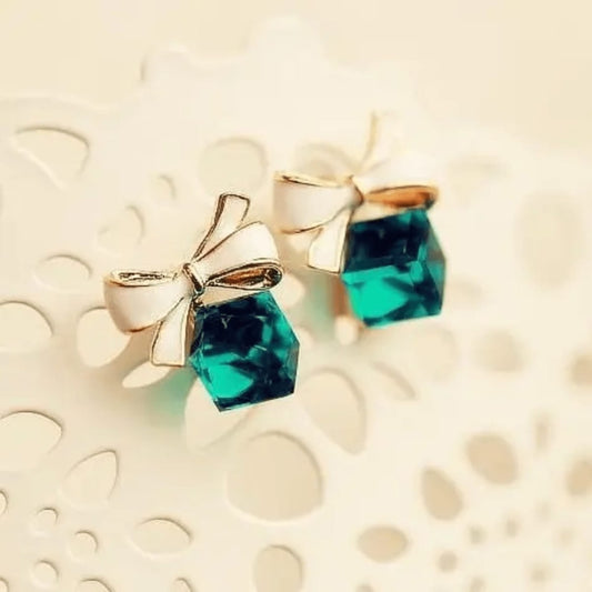 Sigma Green Colour Square shape Korean Stud