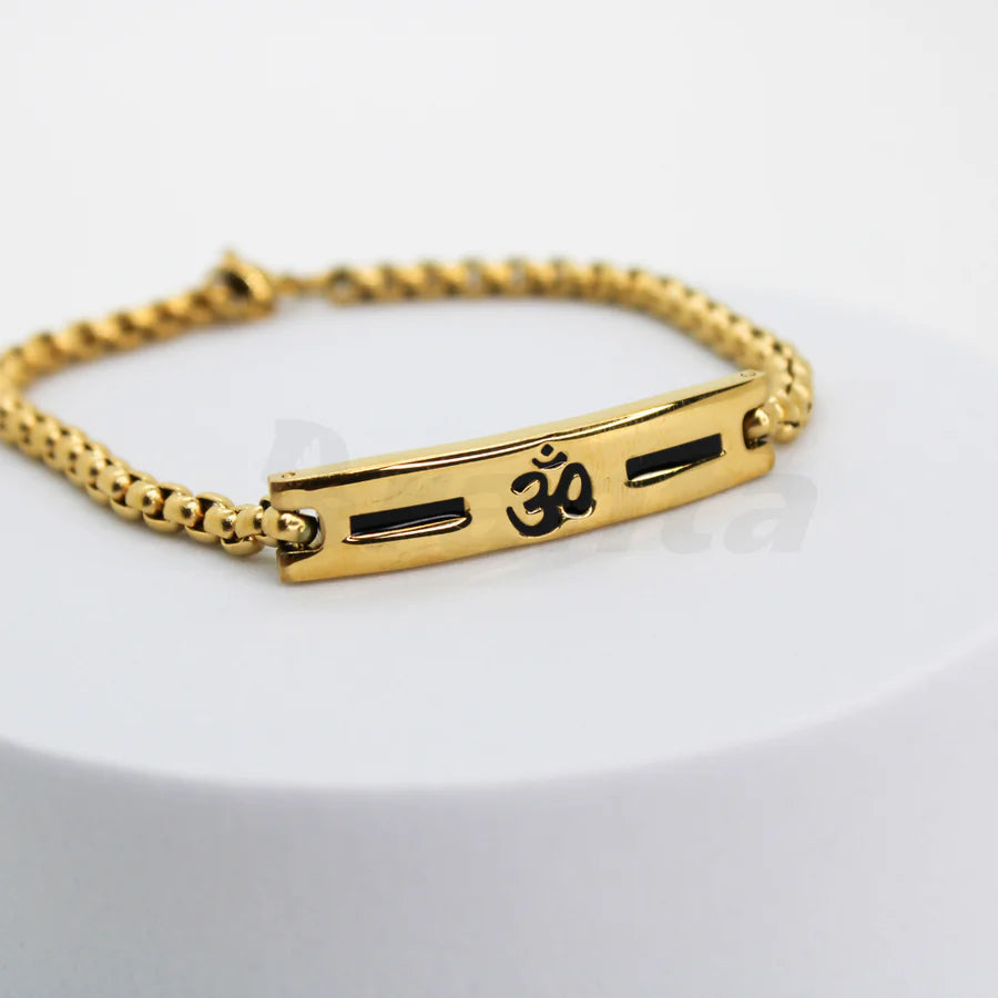 Sigma Premium Om Loose Gold Bracelet For Men With Black Line Pattern