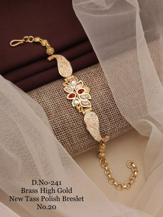 Sigma brass bracelet for woman