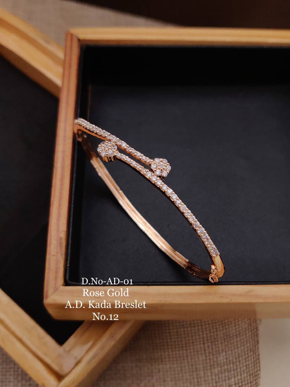 Sigma Rose Gold A.D. Kada Breslet